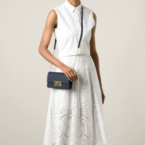 Michael Kors Sloan Small Gusset Crossbody Purse - Picture 2 of 8